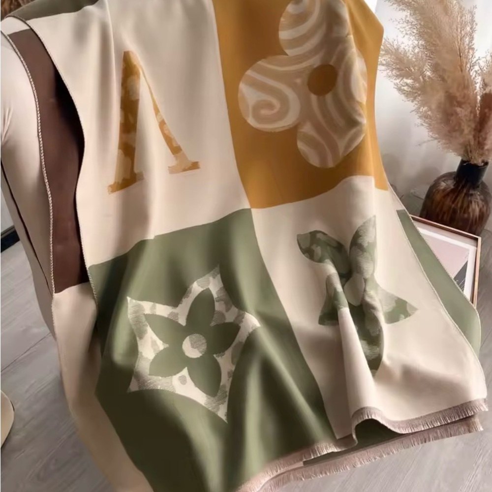 Stylish Multicolor Patterned Blanket Scarf - image 1